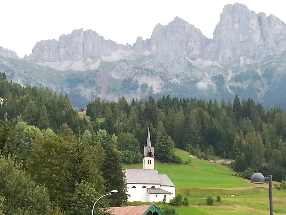 Hotel Pineta Falcade